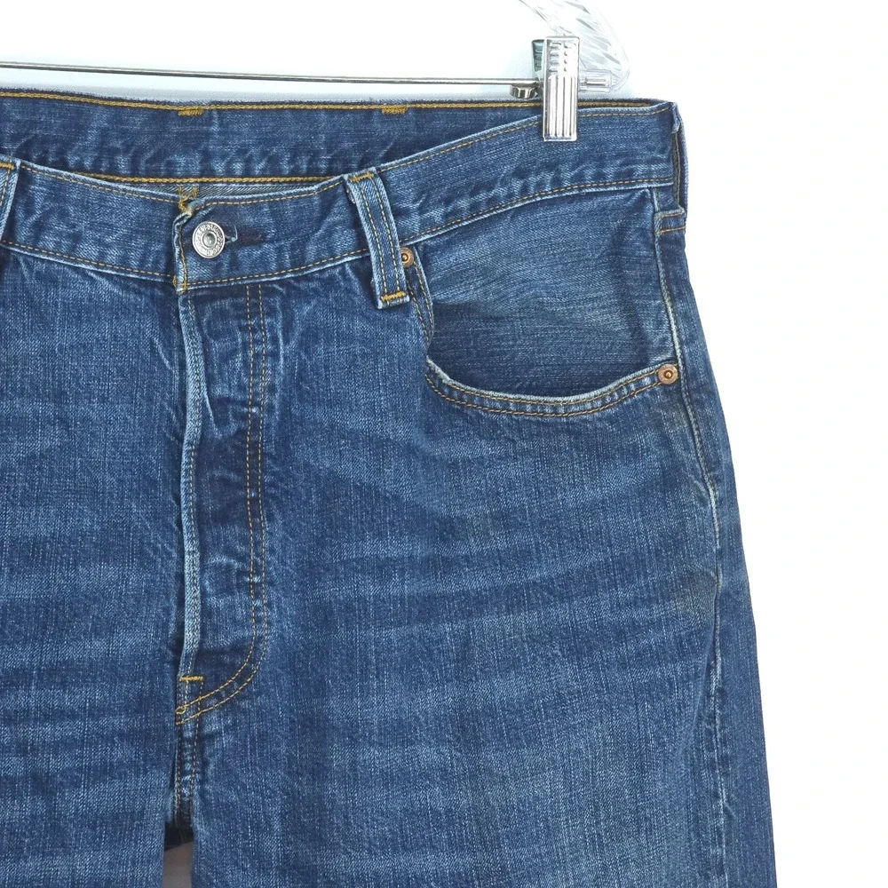 Levi's 501 Jeans Men 36x32 (38x32) Straight Leg Medium Wash Denim Whiskers Faded